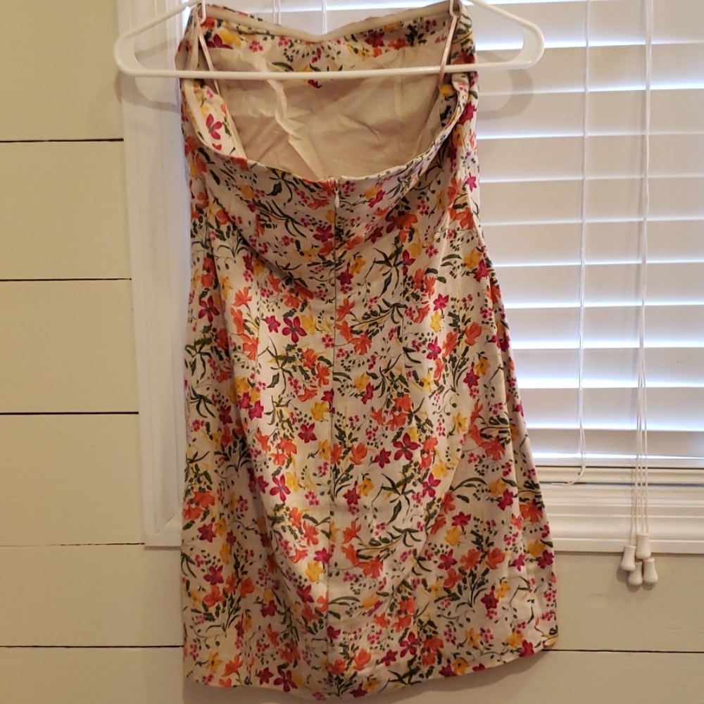 Dress - Picture 3 of 3